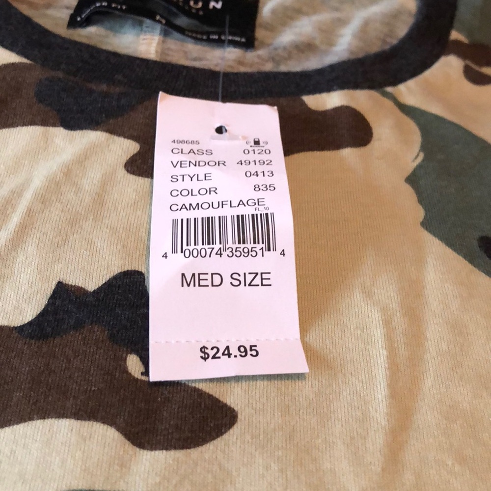 Pacsun Tee - Picture 2 of 2